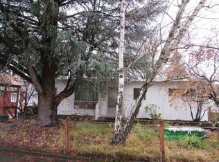707 Yama St, Yreka, CA