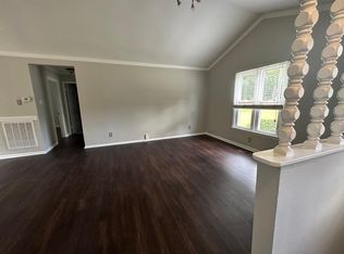 1522 Bennett St, Raleigh, NC 27604