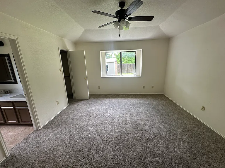 Canyon Cir — Photo 28