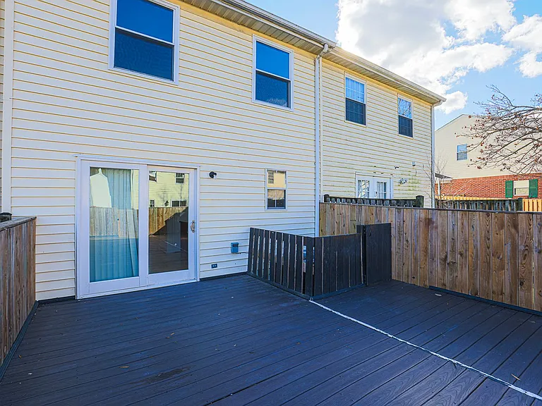 14 Luffing Ct — Photo 14