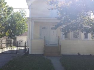 102 Sinclair Ave, Cranston, RI 02907