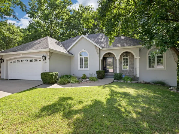 2520 W Arlington Street, Springfield, MO 65810