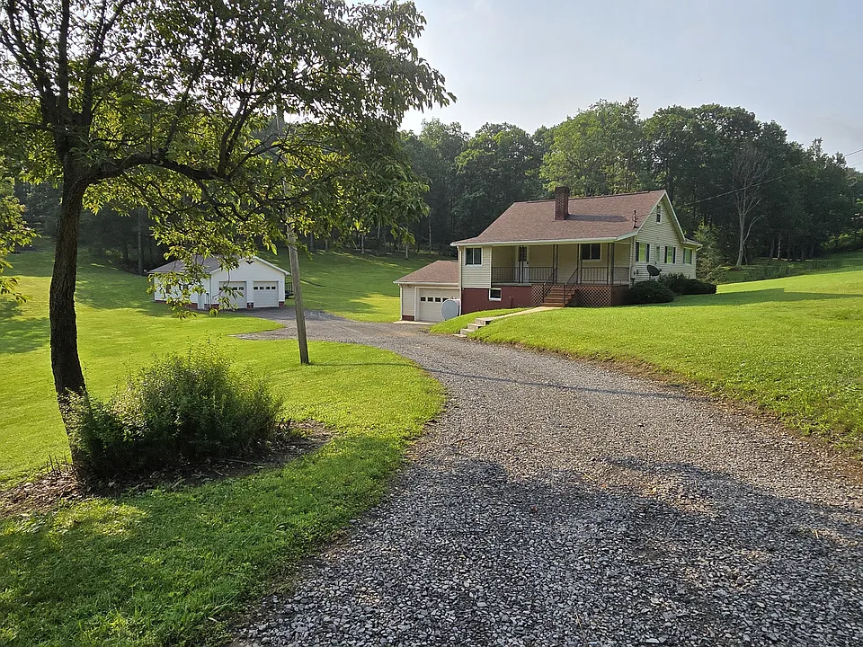 15731 Veterans Memorial Hwy