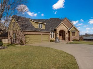 815 E Beaufort Street, Nixa, MO 65714