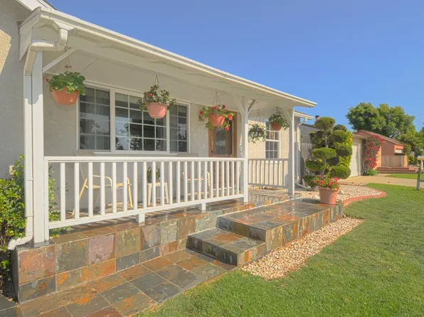 8206 Handley Ave, Los Angeles, CA 90045