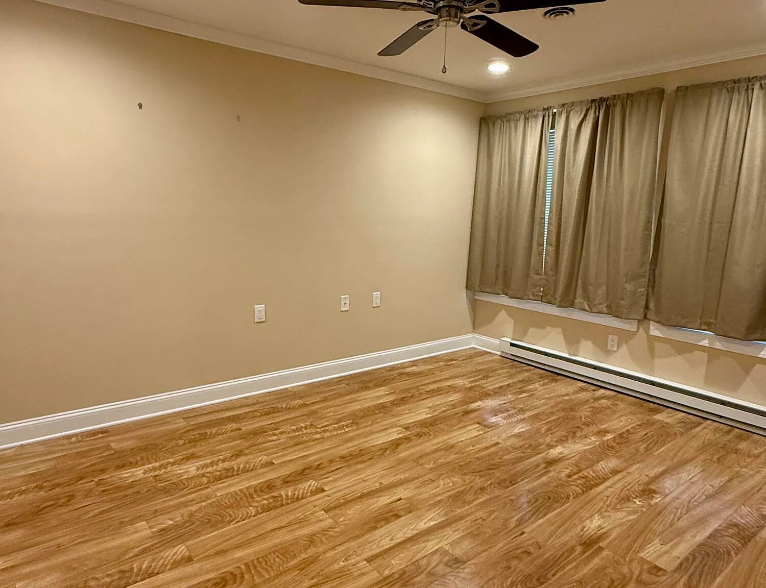 2 bed, 964 sqft, $2,100 — Photo 3