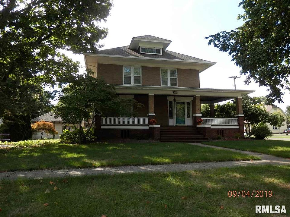 1st image of 996 Bateman St