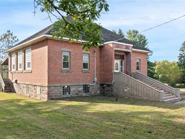 148 1 1/2 Street, Clear Lake, WI 54829