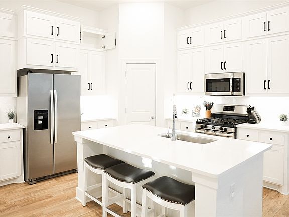 4th image of 3819 Talisker Blvd