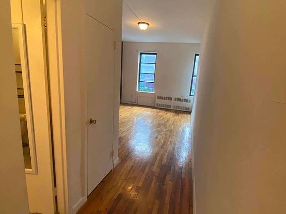 4th image of 473 Columbus Ave #3F