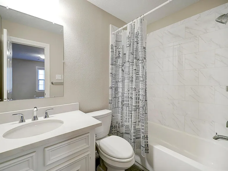 4120 University Blvd — Photo 29
