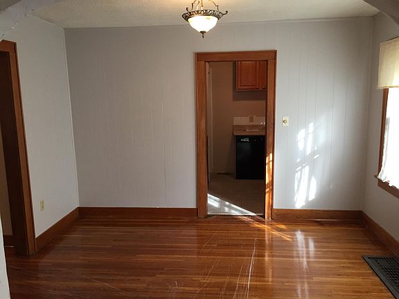 4th image of 1712 N Adams St