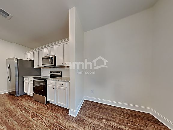 5th image of 153 Sweetgum Dr