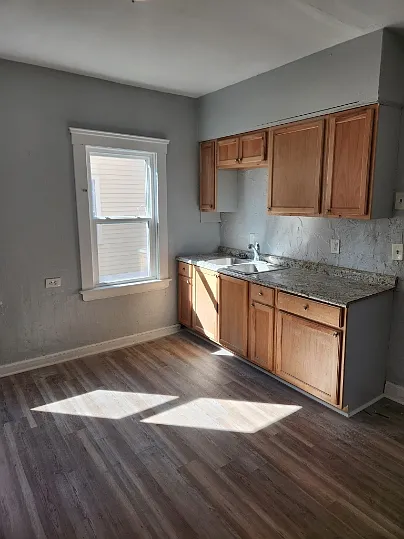 Building Photo - 16317 Huntmere Ave #1