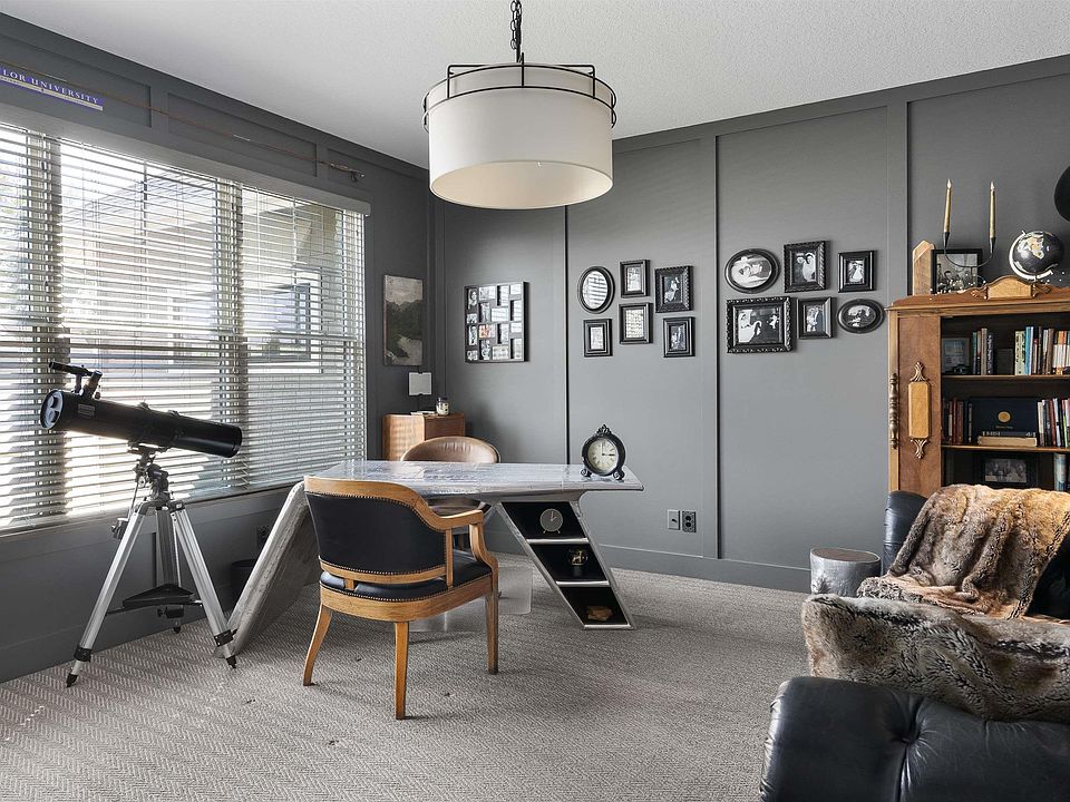 4714 Lakeside Dr, Bettendorf, IA 52722 Zillow