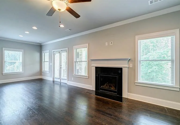 1317 Winfair Ln NE — Photo 23