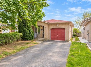 28 Lampman Cres, Thorold, ON L2V4K7