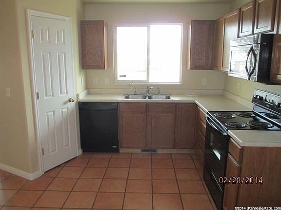 5th image of 2882 S Woodbrook Ln