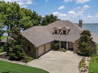 1219 The Shores Dr, Corsicana, TX 75109