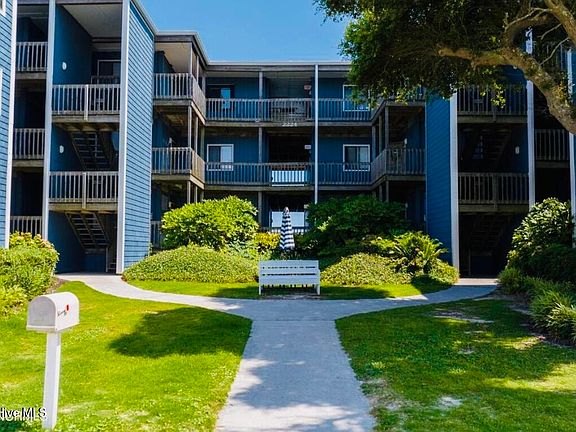 2nd image of 2224 New River Inlet Road Unit 240