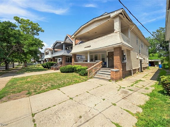 2nd image of 11413 Whitmore Ave