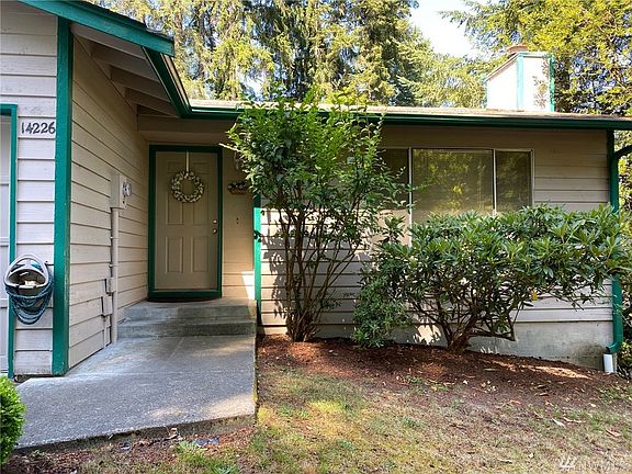 4th image of 14224-14226 45th Avenue Ct NW