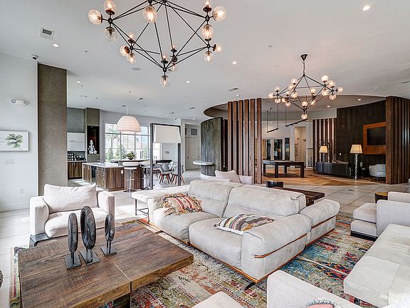 4th image of 201 Kenbrook Way #13-302