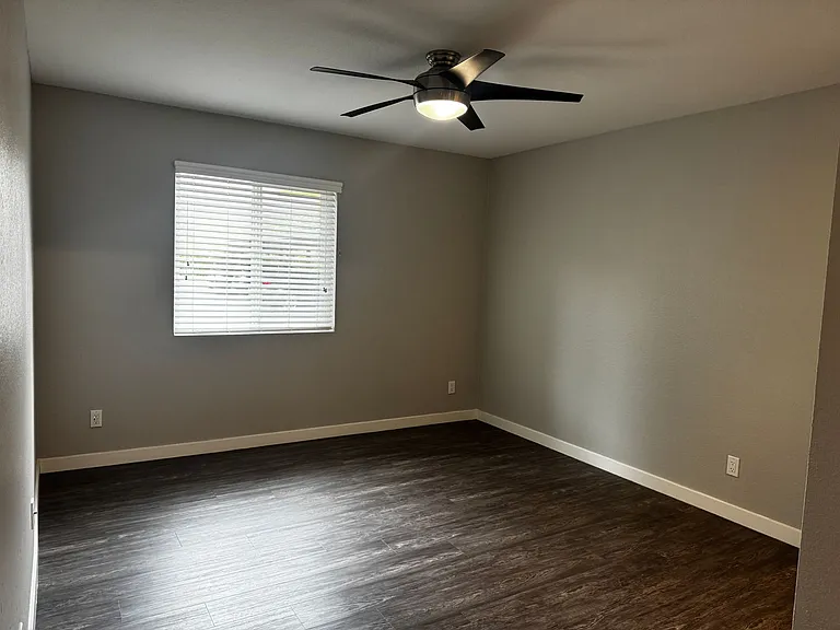 Corona Pointe Resort — Photo 246
