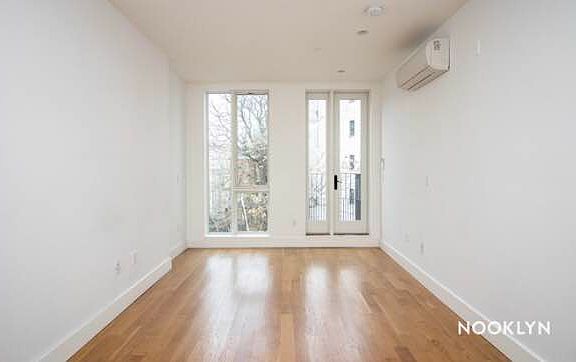 2nd image of 195 Sullivan Pl #4RF