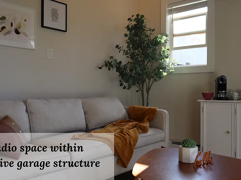 627 E 9th Ave — Photo 3