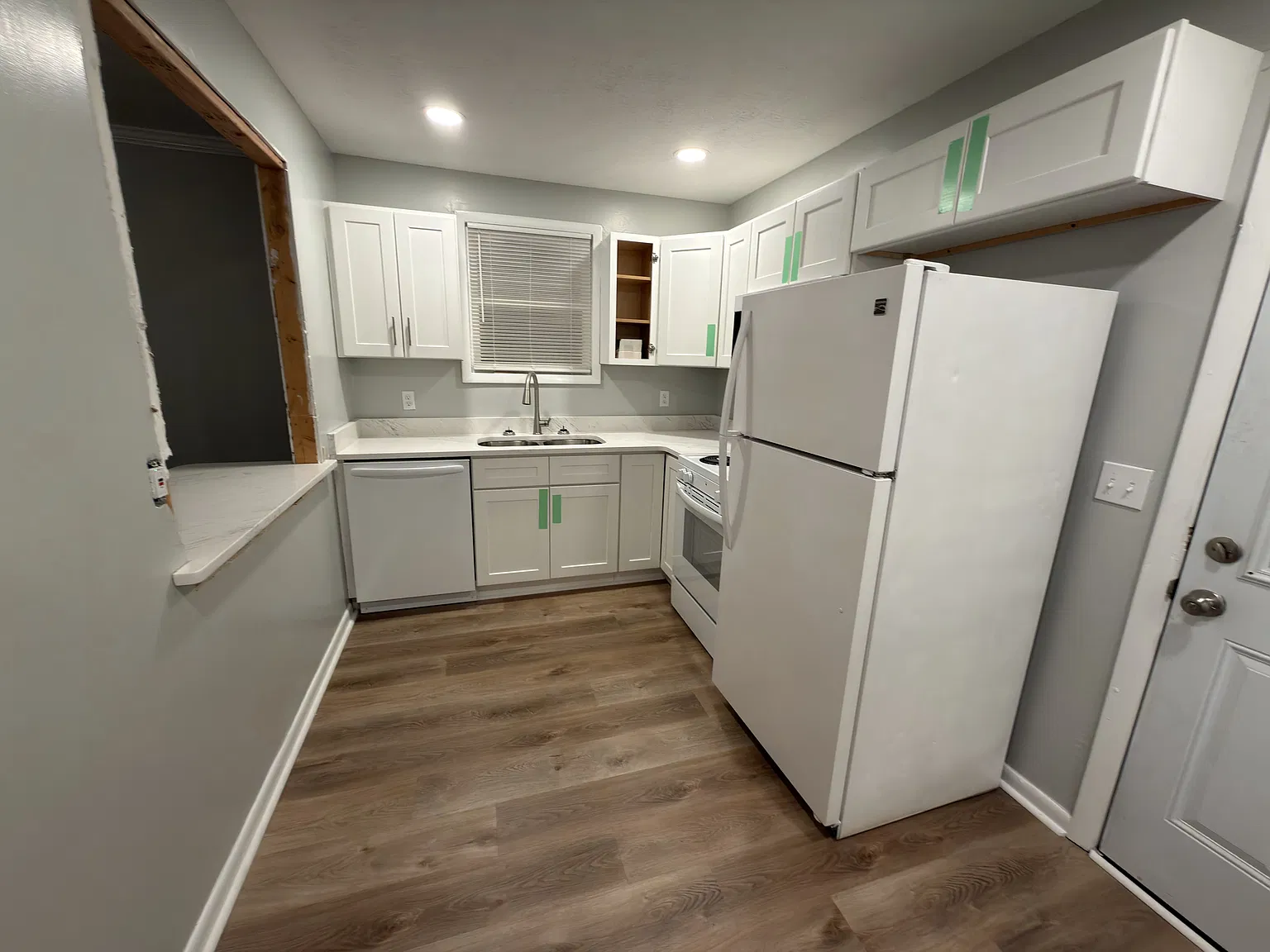 2 bed, 1.5 bath, 1020 sqft, $1,600 — Photo 4