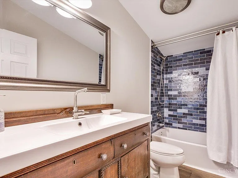 320 Seitz St — Photo 12