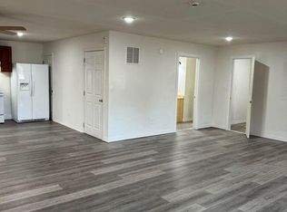 122 Frontage Rd #2, Eureka Springs, AR 72632