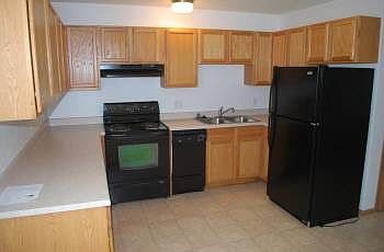 2nd image of 100 Industrial Dr APT 43