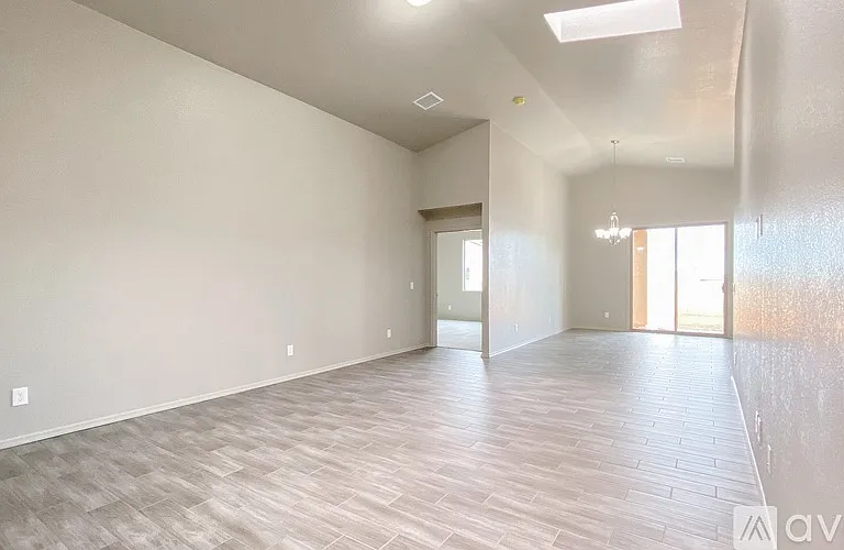 343 Berwick Pl — Photo 19