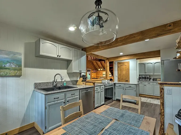 1450 E Nadean Ln — Photo 11