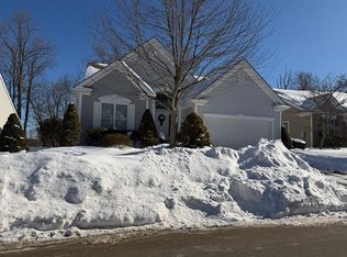 171 Country Club Dr, Oxford, CT 06478