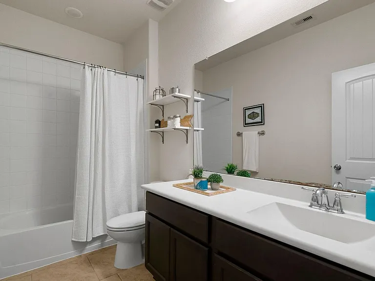 14011 Wolftrap Ln — Photo 24