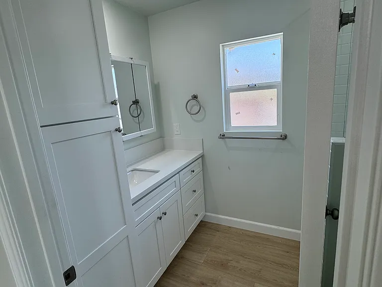 11313 Groveside Ave — Photo 8