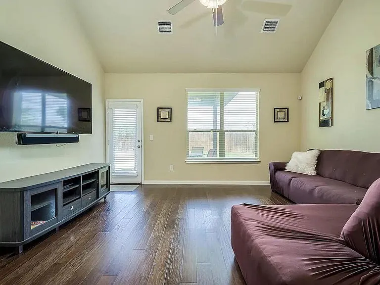 18313 Moreto Loop — Photo 9