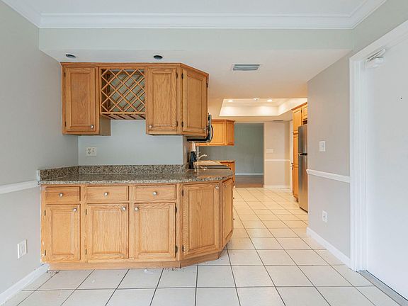 4th image of 1401 NW 73rd