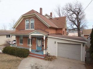 2725 10th Ave E, North Saint Paul, MN 55109