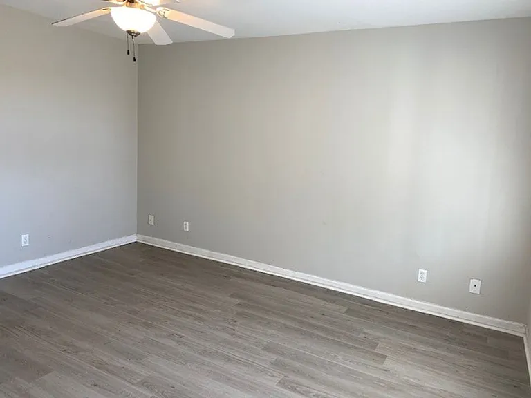 444 White Ingram Pkwy — Photo 14