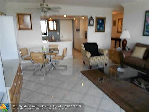 4th image of 3200 NE 36th St APT 1714