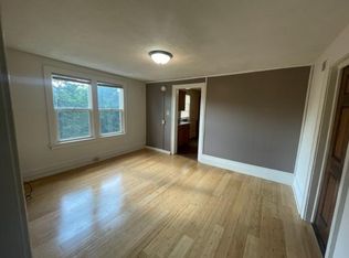 1307 Summer St NE FLOOR 3, Minneapolis, MN 55413