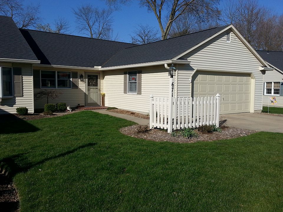 1st image of 671 Bent Creek Dr
