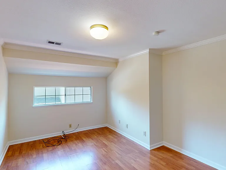 796 Clara Dr — Photo 15