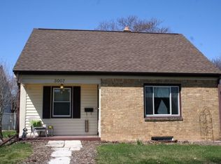 3007 S 52nd St, Milwaukee, WI 53219