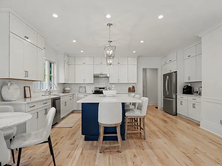 Premium finishes, and exceptional storage create a space that's as functional as it is sophisticated