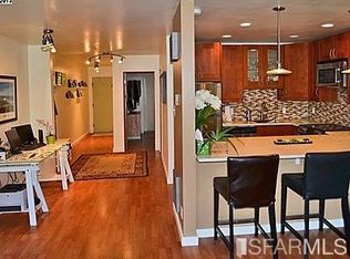 5 Embarcadero W APT 126, Oakland, CA 94607